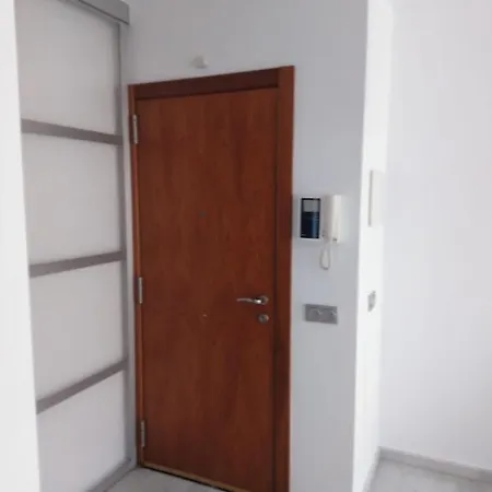 Elegance Apartment *